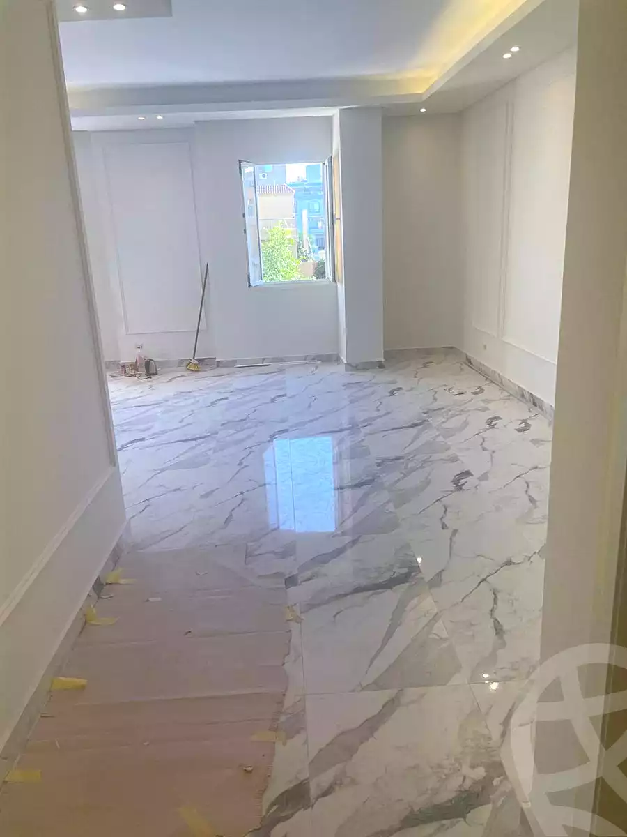 https://aqarmap.com.eg/ar/listing/7316608-for-sale-cairo-new-cairo-ganob-el-akadamiya-south-academy-h-salem-mohamed-moussa-st