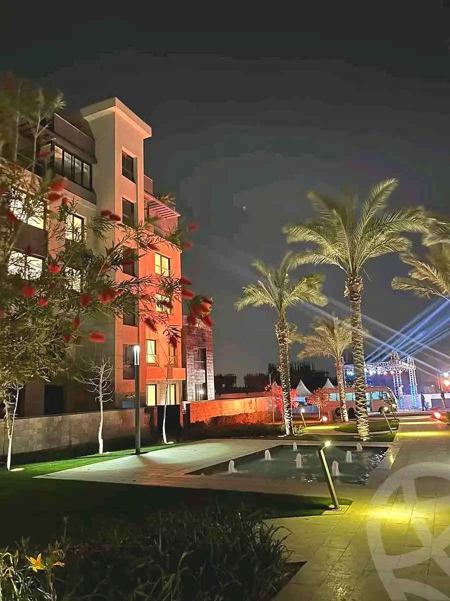https://aqarmap.com.eg/ar/listing/7316661-for-sale-cairo-new-cairo-compounds-mist-compound-m-squared