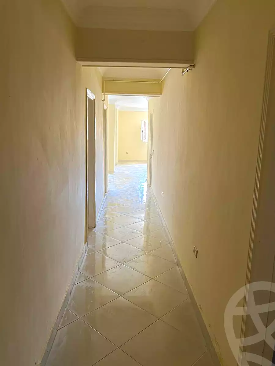 https://aqarmap.com.eg/ar/listing/7316795-for-rent-cairo-new-cairo-el-ahyaa-fourth-neighborhood-street-1