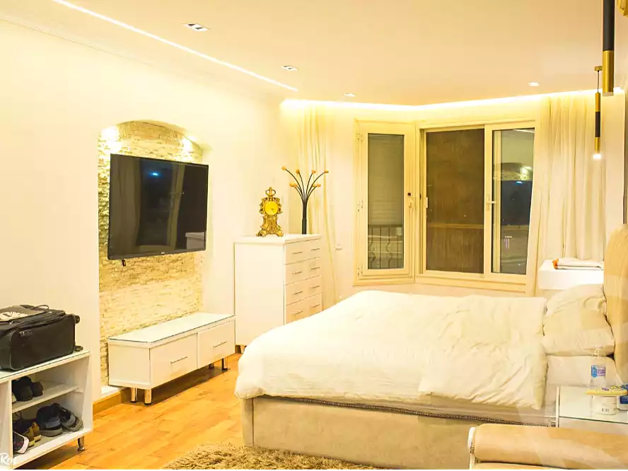 https://aqarmap.com.eg/ar/listing/7079732-for-rent-cairo-downtown-el-qasr-el-ayni