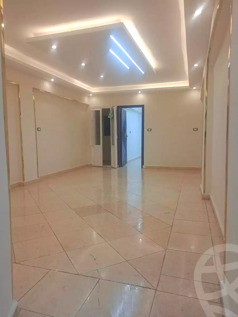 https://aqarmap.com.eg/ar/listing/7317112-for-sale-alexandria-al-agamy-el-hanouvel-radwan-st
