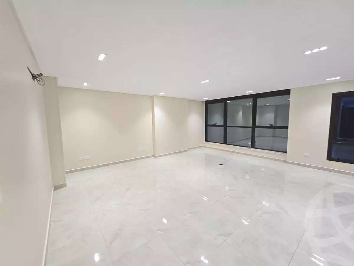 https://aqarmap.com.eg/en/listing/7317145-for-rent-cairo-el-maadi-compounds-rayhanah-plaza