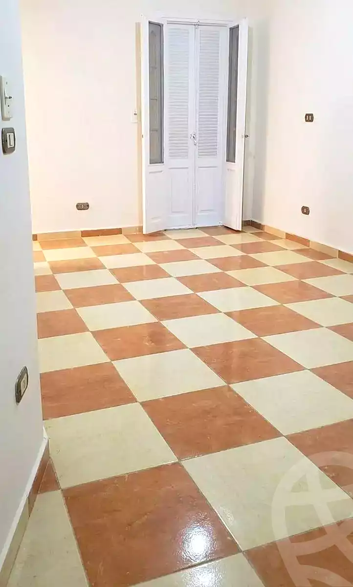 https://aqarmap.com.eg/ar/listing/7317154-for-sale-alexandria-sydy-bshr-sydy-bshr-bhry-ali-hipa-st