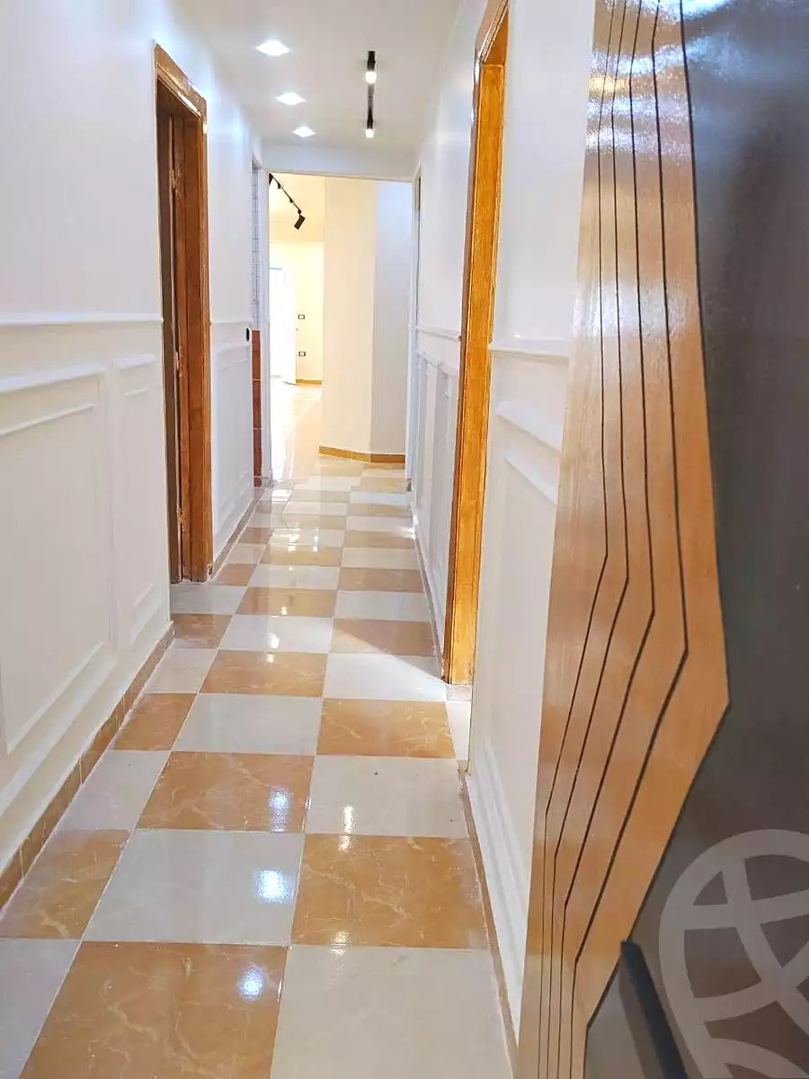https://aqarmap.com.eg/en/listing/7317271-for-sale-alexandria-al-agamy-bw-ywsf