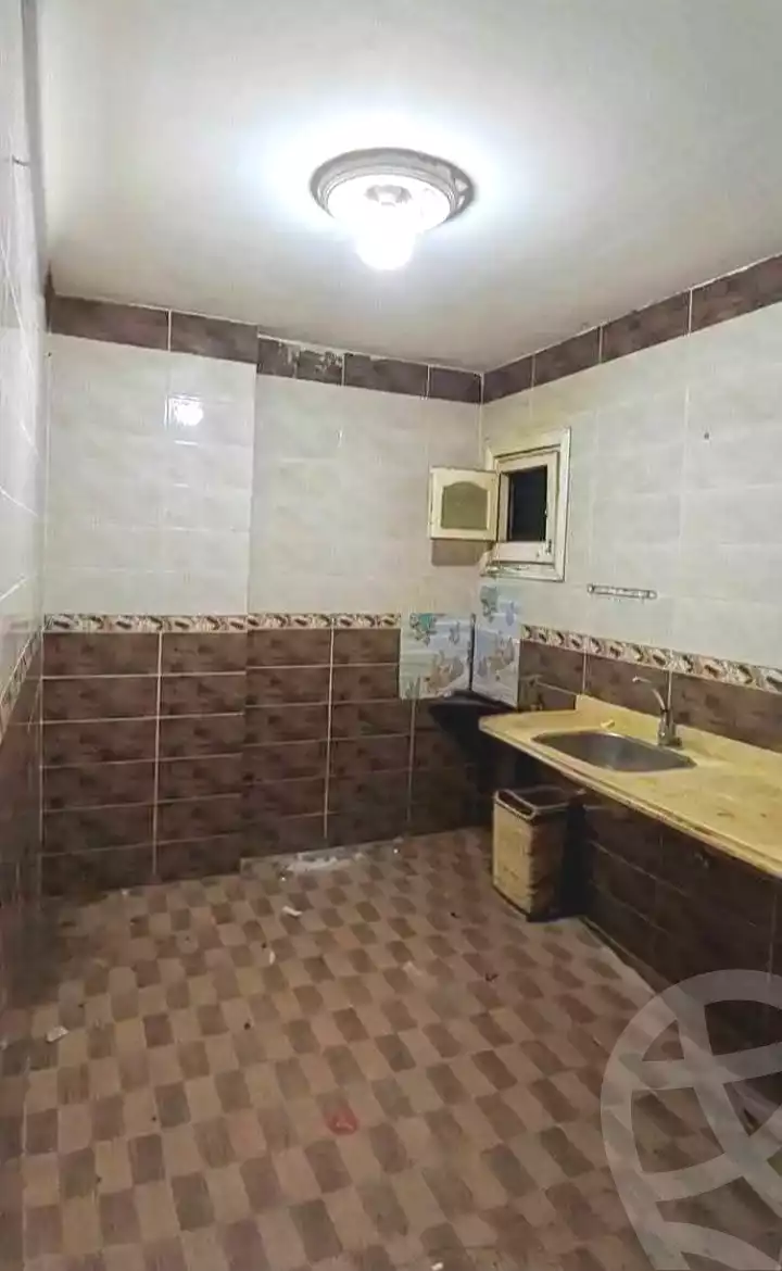 https://aqarmap.com.eg/en/listing/7317443-for-sale-alexandria-al-agamy-el-kilo-21