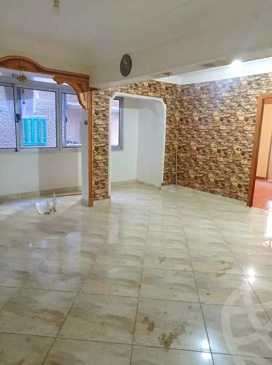 https://aqarmap.com.eg/ar/listing/7315995-for-sale-alexandria-el-asafra-l-sfr-bhry