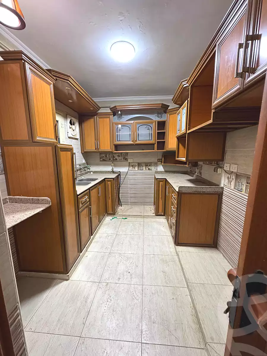 https://aqarmap.com.eg/en/listing/7317802-for-sale-cairo-el-sheikh-zayed-city-compounds-mrtf-t-l-shrfy