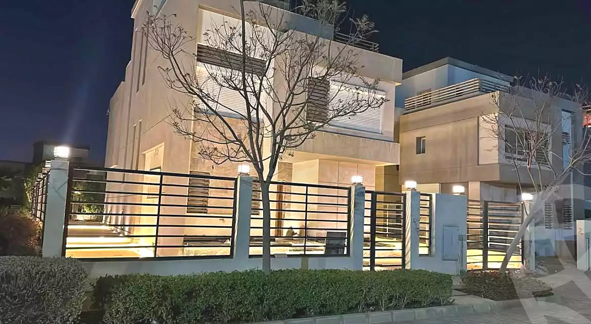 https://aqarmap.com.eg/en/listing/7282982-for-sale-cairo-new-cairo-compounds-hyde-park-centre-ville-hyde-park