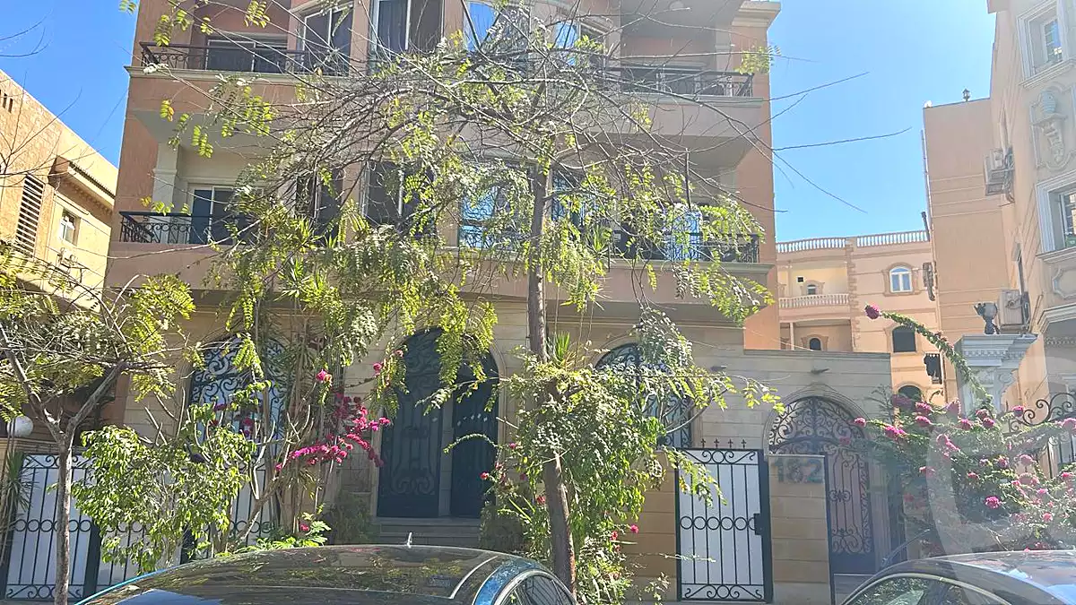 https://aqarmap.com.eg/ar/listing/7317957-for-rent-cairo-new-cairo-el-banafsg-el-banafsag-5-zakaria-ahmed-st