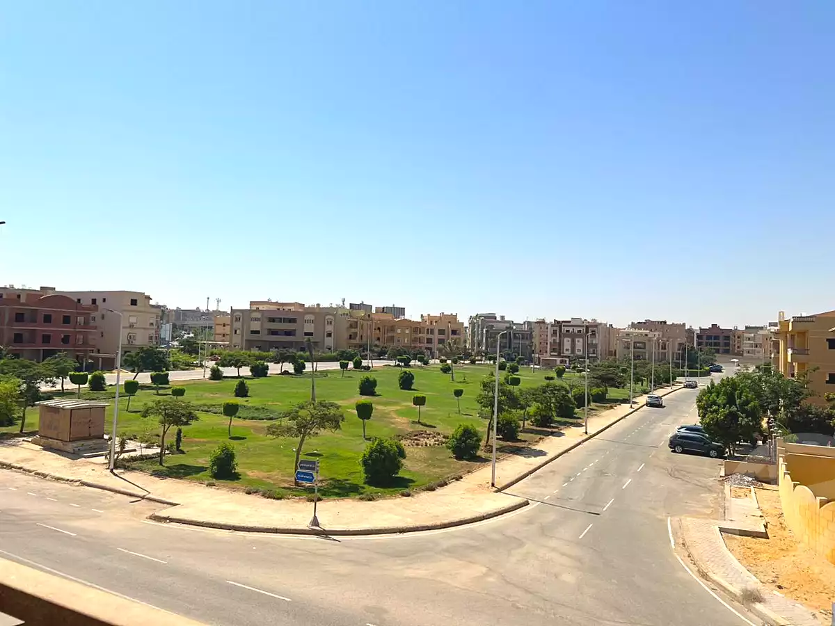 https://aqarmap.com.eg/ar/listing/7317963-for-rent-cairo-new-cairo-el-narges-el-narges-8-omar-makram-street