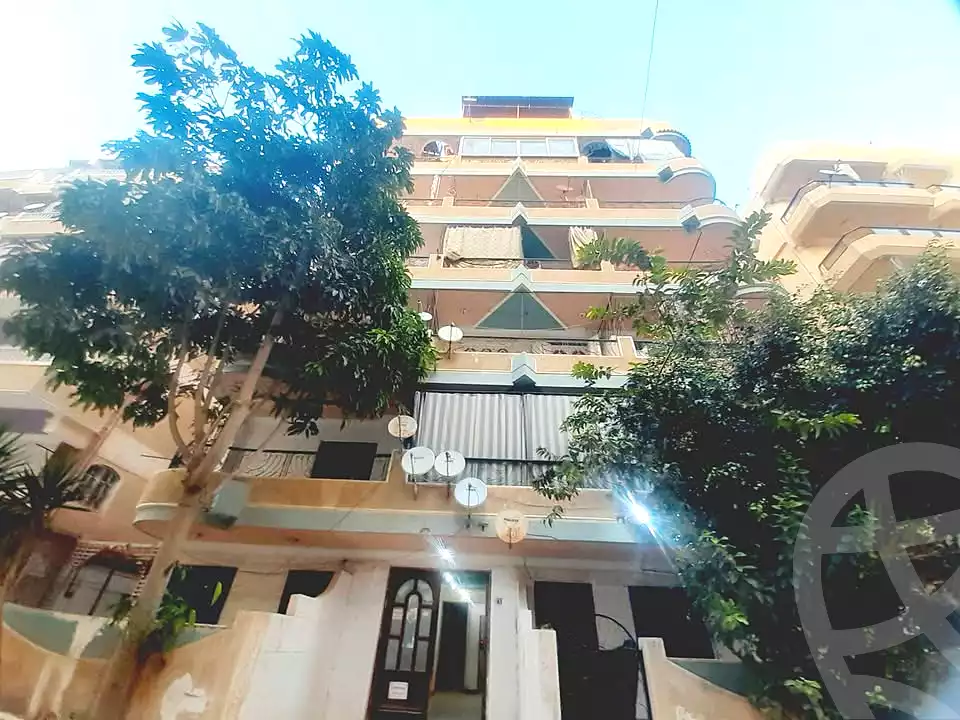https://aqarmap.com.eg/ar/listing/7318061-for-sale-alexandria-al-agamy-shataa-el-nakheel