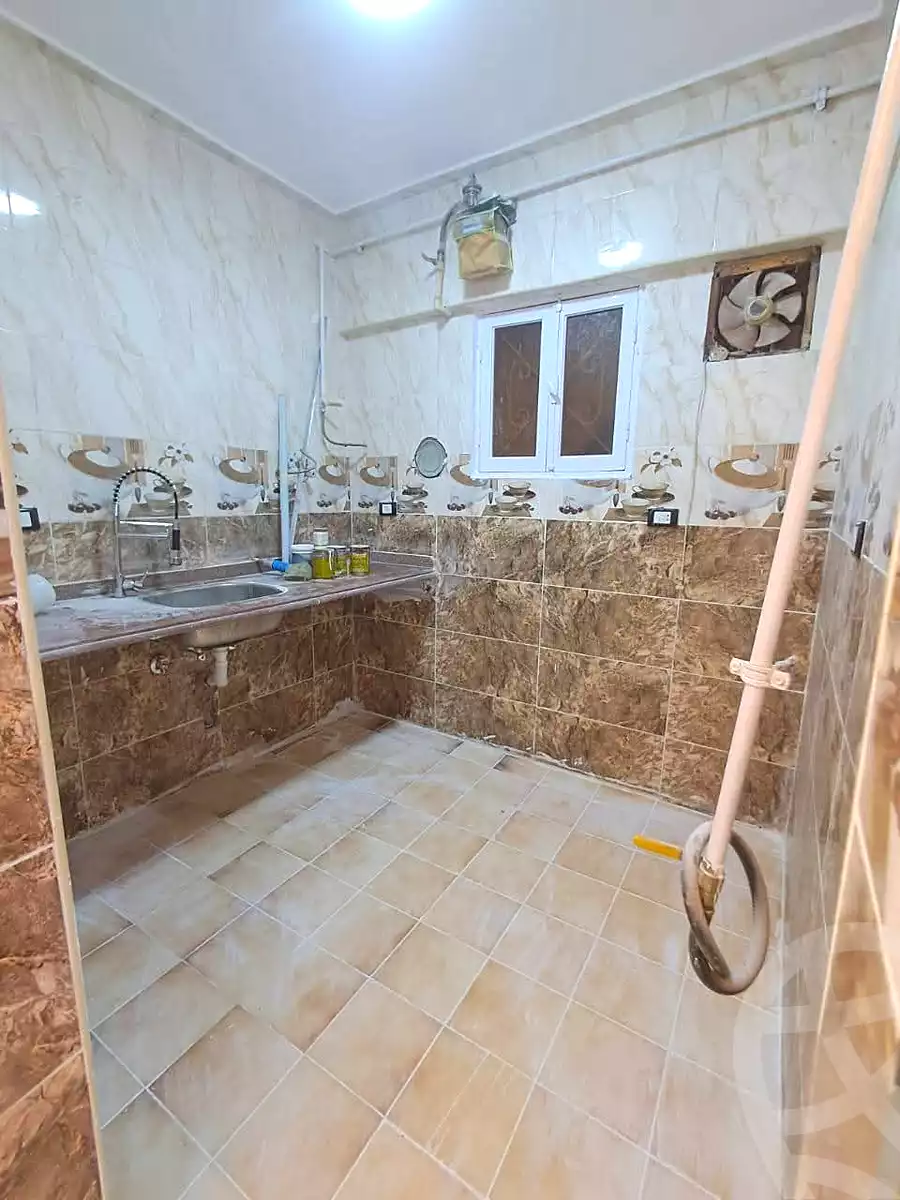 https://aqarmap.com.eg/ar/listing/7318098-for-sale-alexandria-al-agamy-el-hanouvel-abo-bakr-el-sedeek-st