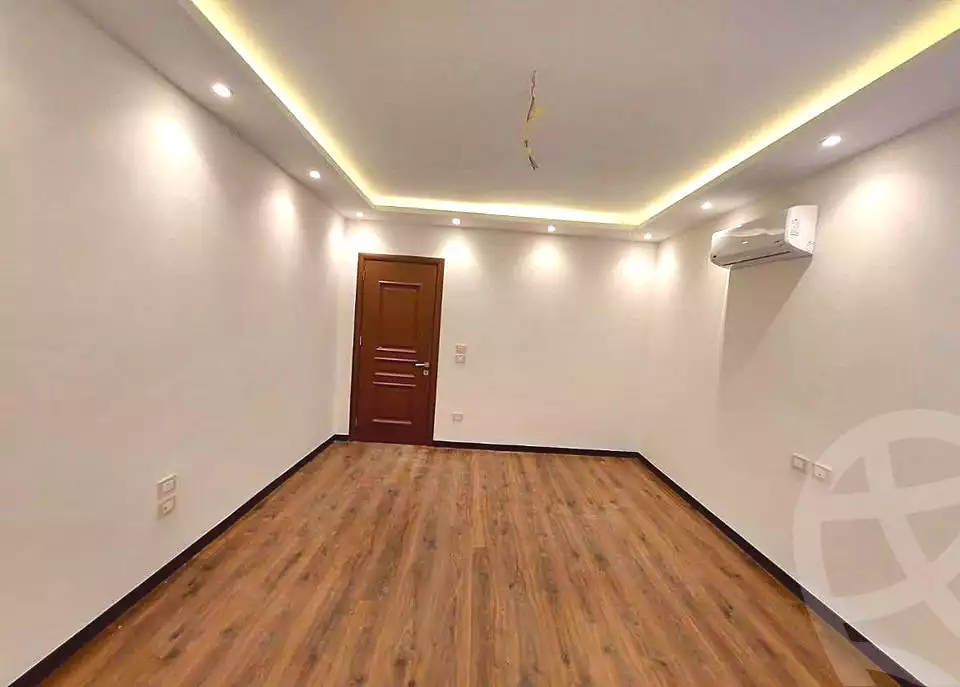 https://aqarmap.com.eg/en/listing/7318422-for-sale-cairo-new-cairo-compounds-mayan-compound-stm