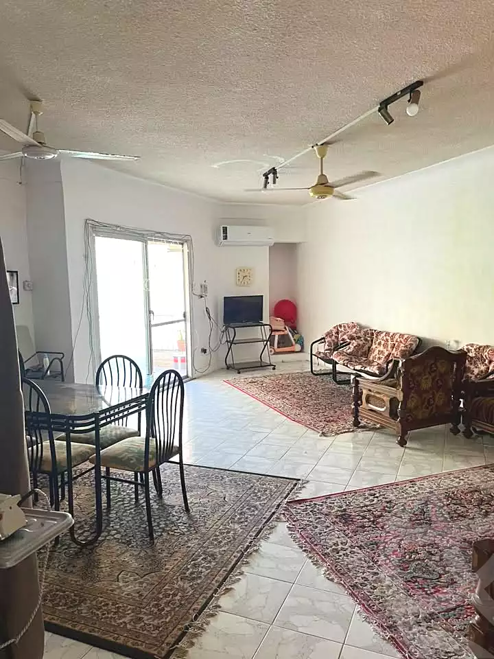 https://aqarmap.com.eg/ar/listing/7318575-for-sale-alexandria-al-agamy-lbytsh-bianchiii