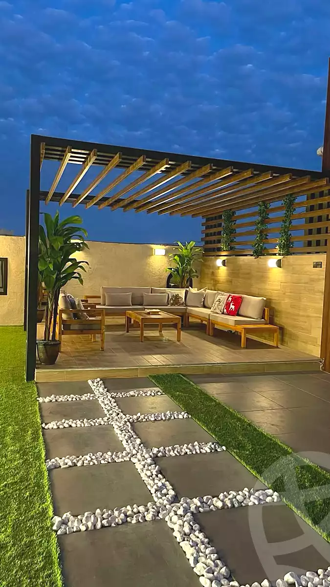 https://aqarmap.com.eg/ar/listing/7299166-for-sale-cairo-new-cairo-90th-street-90th-between-mountain-view-roundabout-and-auc