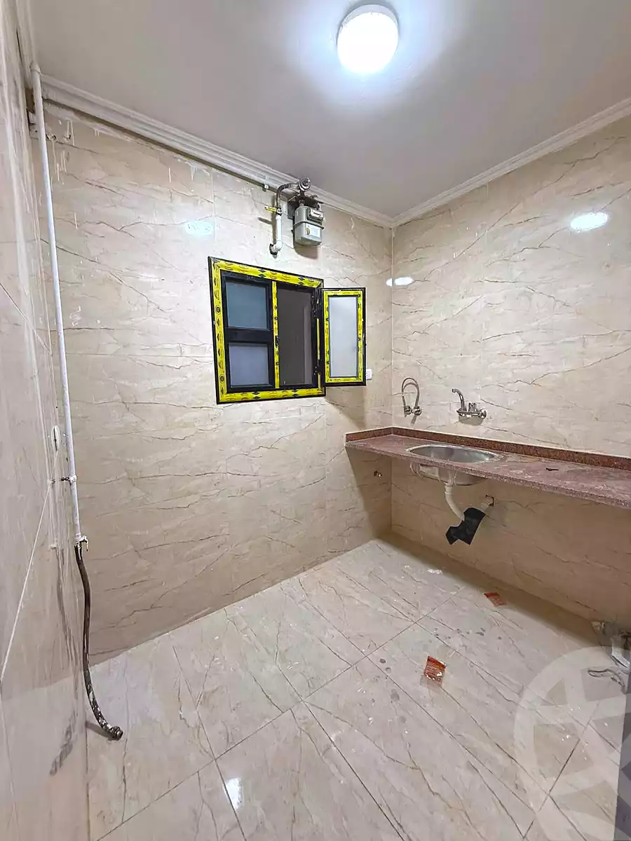 https://aqarmap.com.eg/ar/listing/7318765-for-sale-alexandria-el-asafra-shr-45