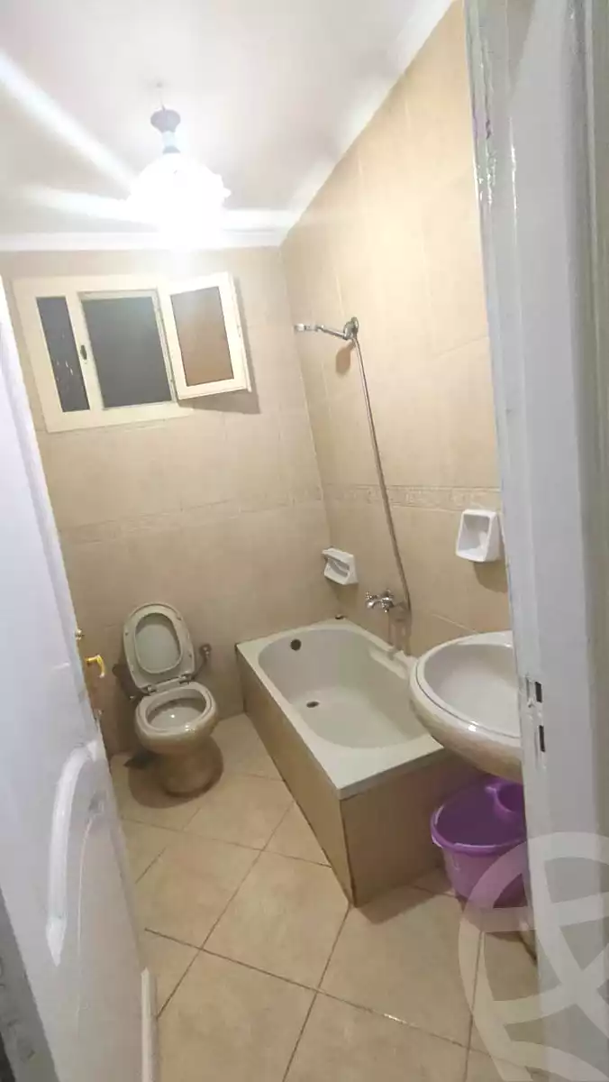 https://aqarmap.com.eg/ar/listing/7318902-for-rent-cairo-helwan-hadayek-helwan-nile-corniche-st