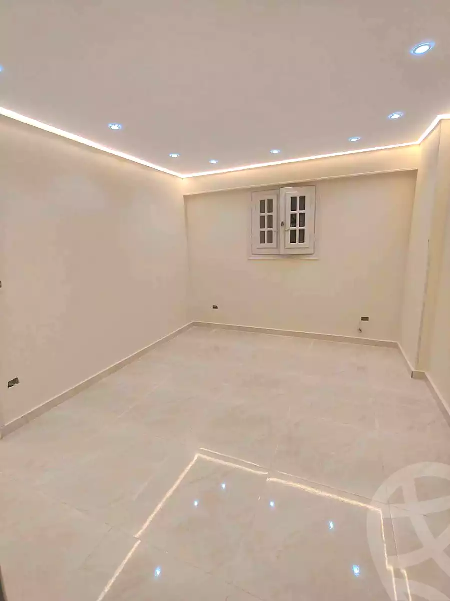 https://aqarmap.com.eg/en/listing/7319224-for-sale-alexandria-sydy-bshr-sydy-bshr-bhry-street-17