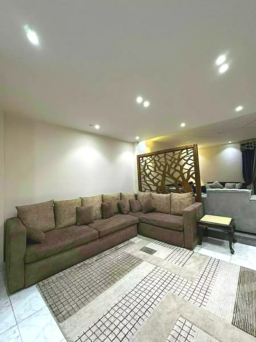 https://aqarmap.com.eg/ar/listing/7319327-for-sale-alexandria-sydy-bshr-sydy-bshr-bhry-shr-mhmwd-l-yswy