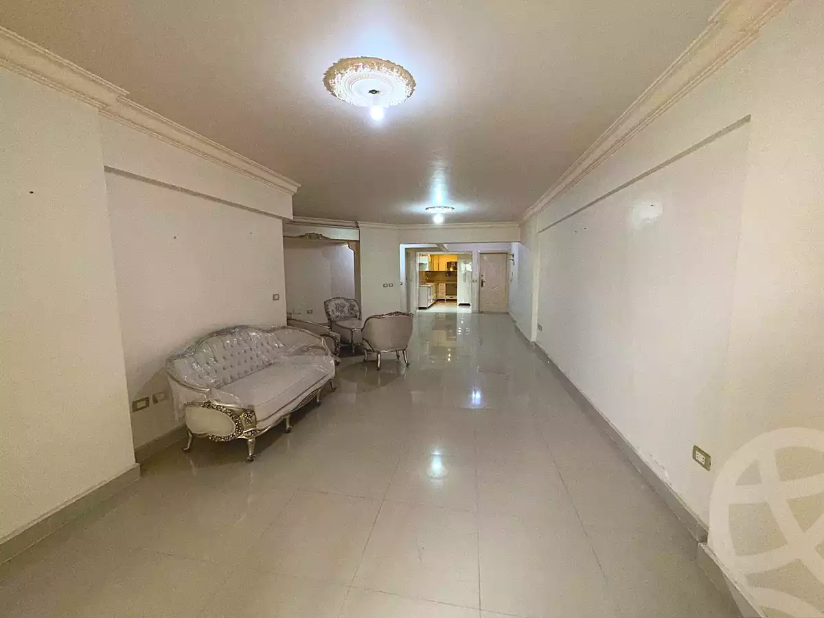 https://aqarmap.com.eg/en/listing/7319372-for-sale-alexandria-el-montazah