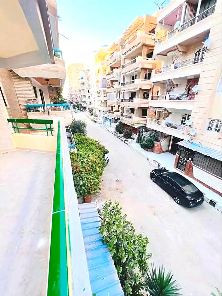 https://aqarmap.com.eg/ar/listing/7319387-for-sale-alexandria-al-agamy-shataa-el-nakheel
