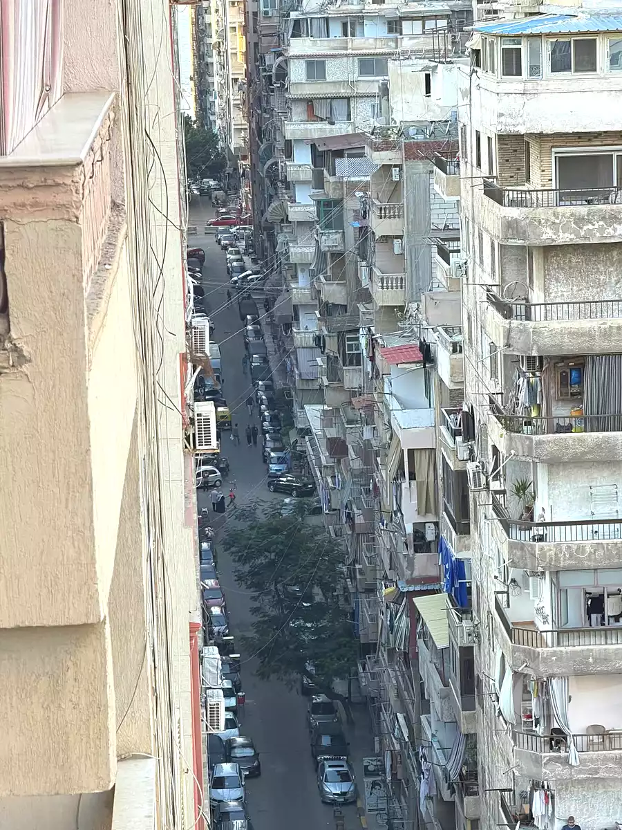 https://aqarmap.com.eg/ar/listing/7319422-for-sale-alexandria-sydy-bshr-sydy-bshr-bhry-gamal-abd-el-nasir-st
