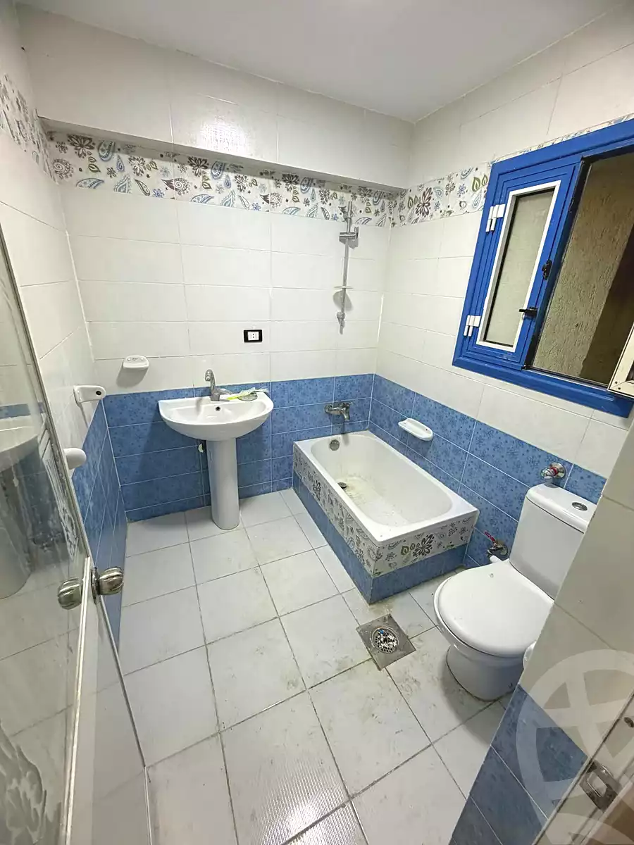 https://aqarmap.com.eg/ar/listing/7319422-for-sale-alexandria-sydy-bshr-sydy-bshr-bhry-gamal-abd-el-nasir-st