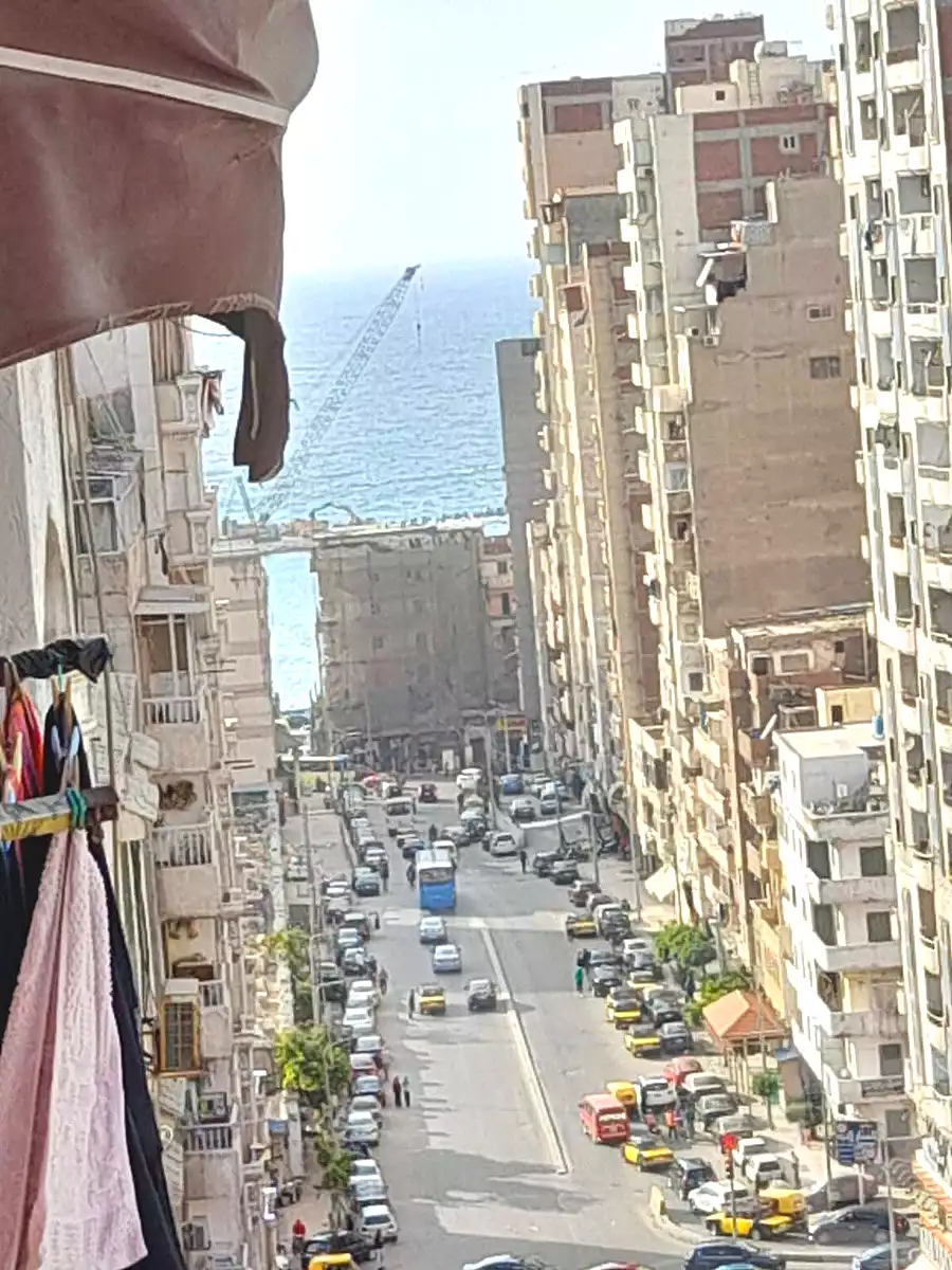 https://aqarmap.com.eg/ar/listing/7319483-for-sale-alexandria-sydy-bshr