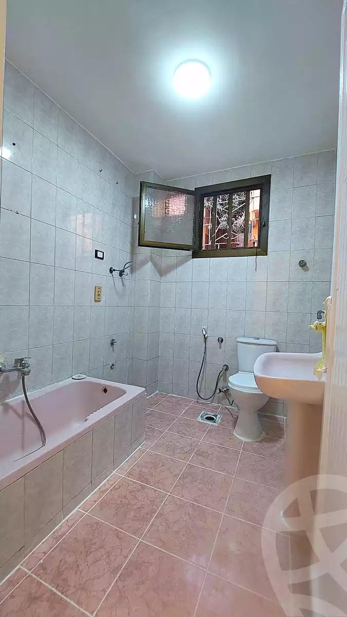 https://aqarmap.com.eg/en/listing/7319536-for-sale-alexandria-al-agamy