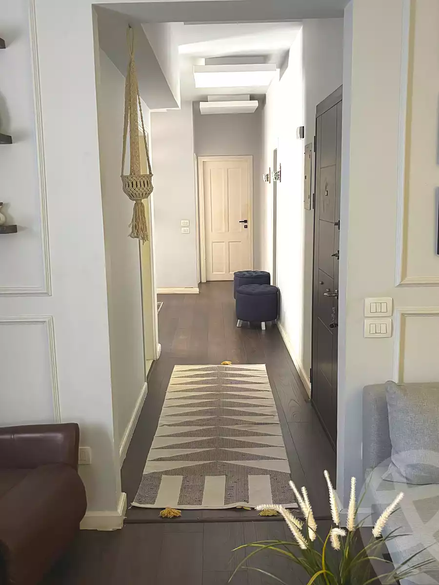 https://aqarmap.com.eg/ar/listing/7319957-for-sale-cairo-new-cairo-compounds-la-vie-10-buildings-memar-al-ashraaf