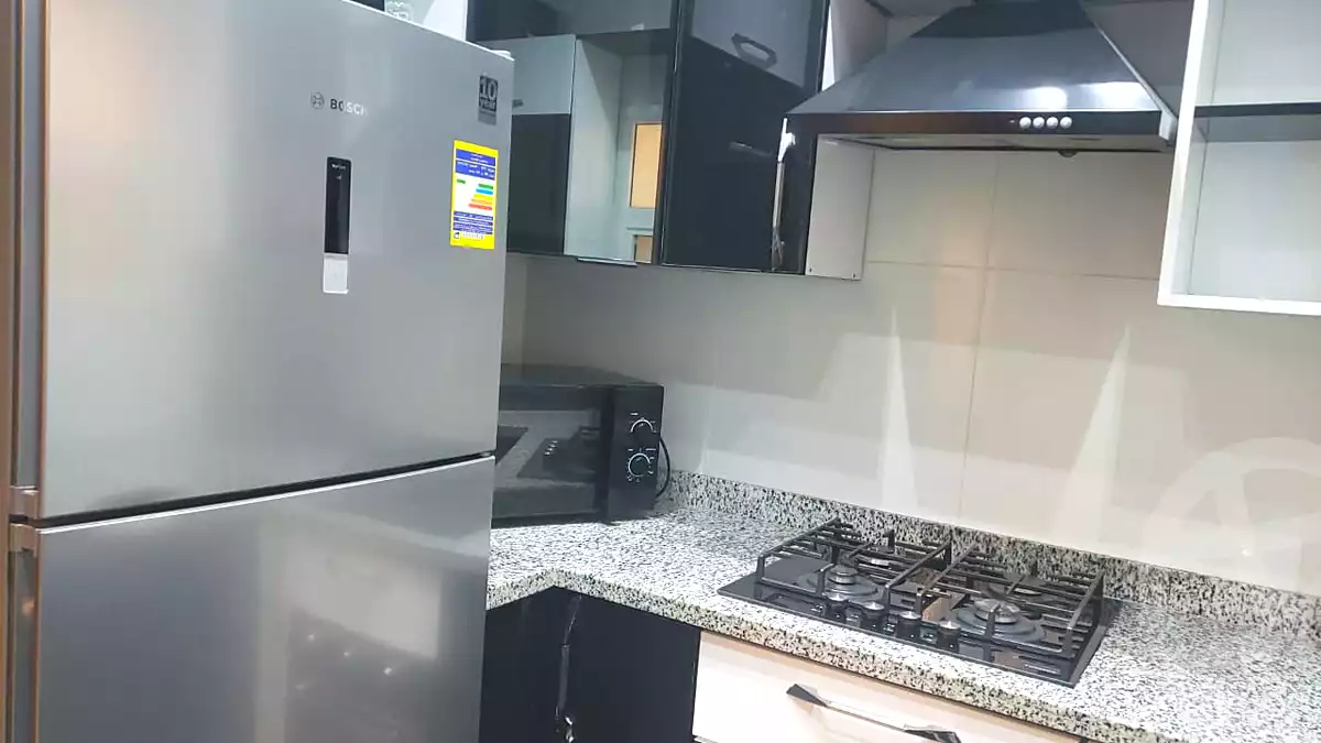 https://aqarmap.com.eg/ar/listing/7320088-for-rent-cairo-new-cairo-compounds-hyde-park