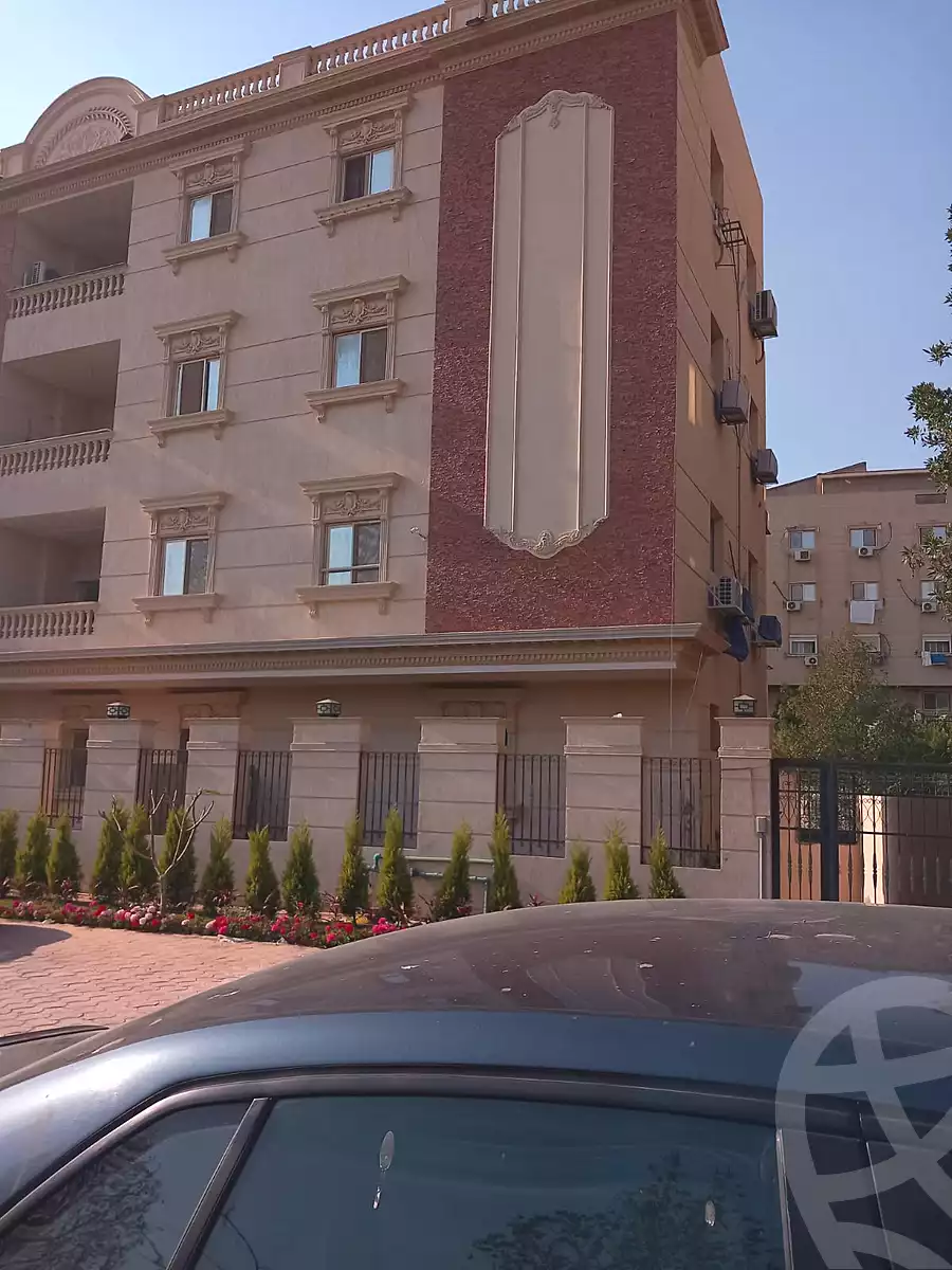 https://aqarmap.com.eg/ar/listing/7320231-for-sale-cairo-new-cairo-gharb-arabila-doctor-hani-maher-st
