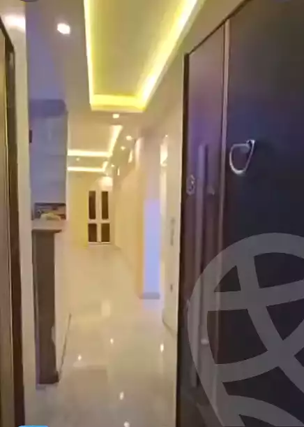 https://aqarmap.com.eg/ar/listing/7320311-for-sale-cairo-el-haram-el-maryotya-nazlet-el-seesy-st