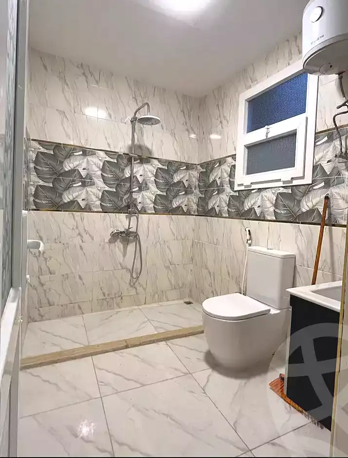 https://aqarmap.com.eg/ar/listing/7320161-for-sale-alexandria-al-agamy-lbytsh-bianchiii