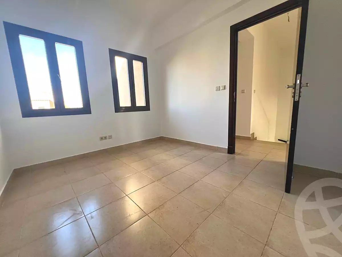 https://aqarmap.com.eg/ar/listing/7320592-for-sale-cairo-new-cairo-compounds-mivida-mivida-parcel-2