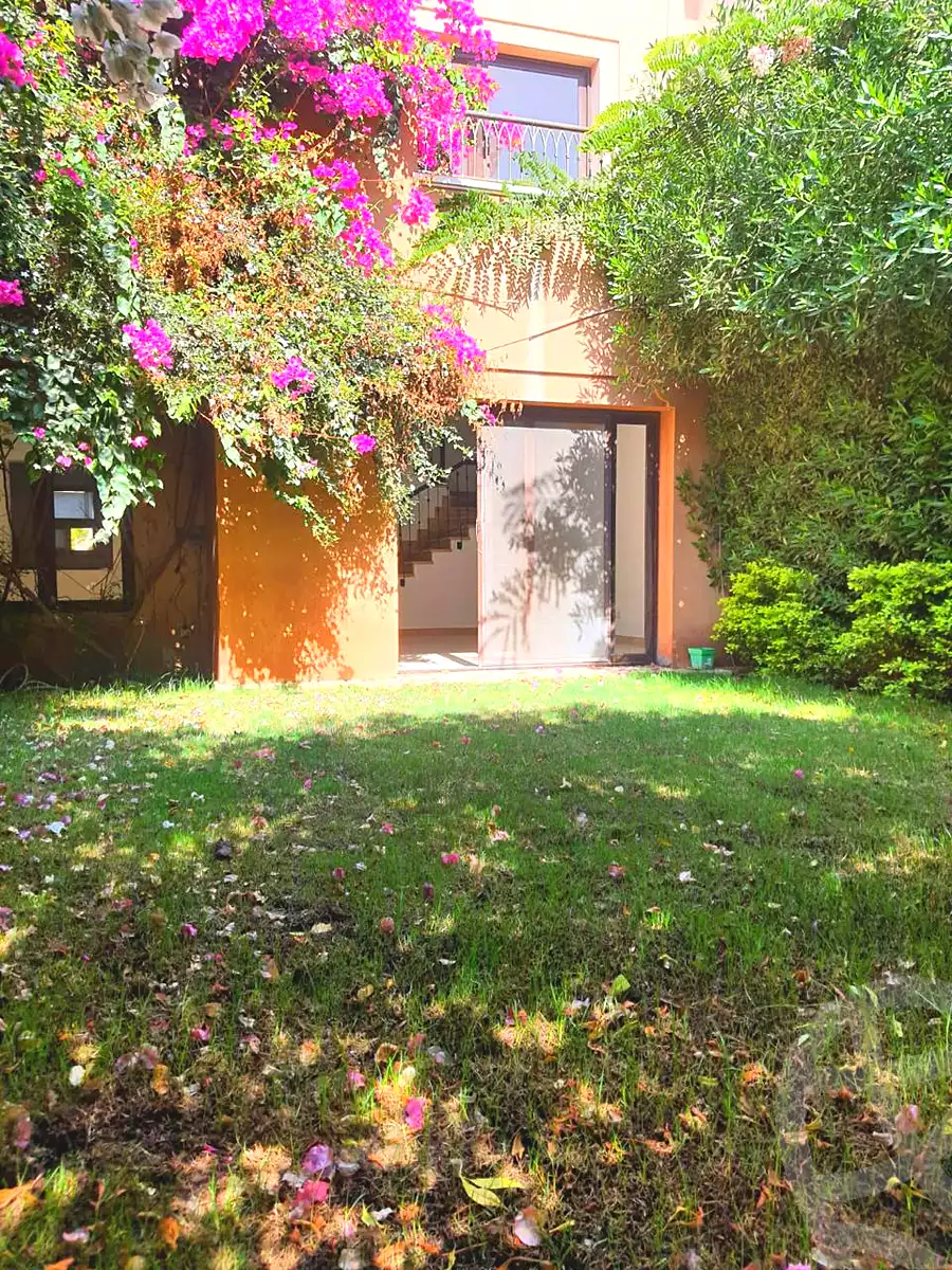 https://aqarmap.com.eg/ar/listing/7320592-for-sale-cairo-new-cairo-compounds-mivida-mivida-parcel-2
