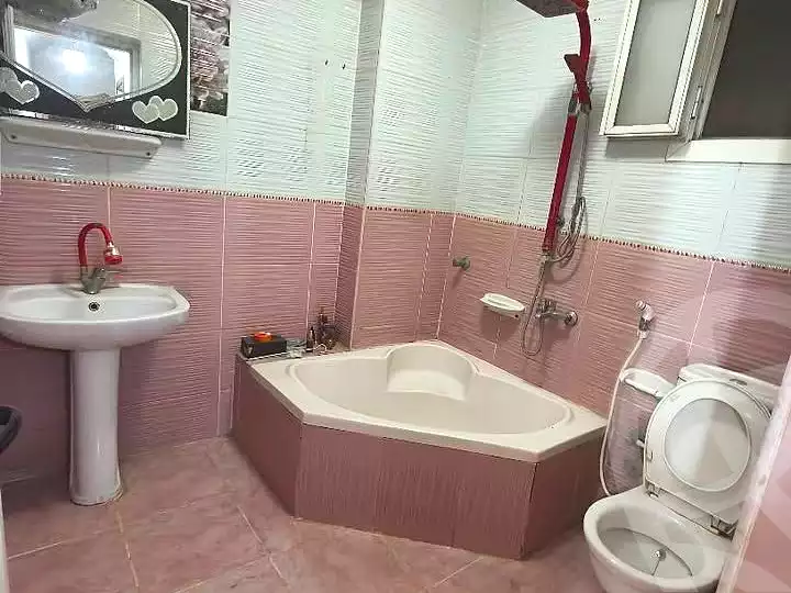 https://aqarmap.com.eg/en/listing/7320791-for-sale-alexandria-sydy-bshr-sydy-bshr-qbly-street-30