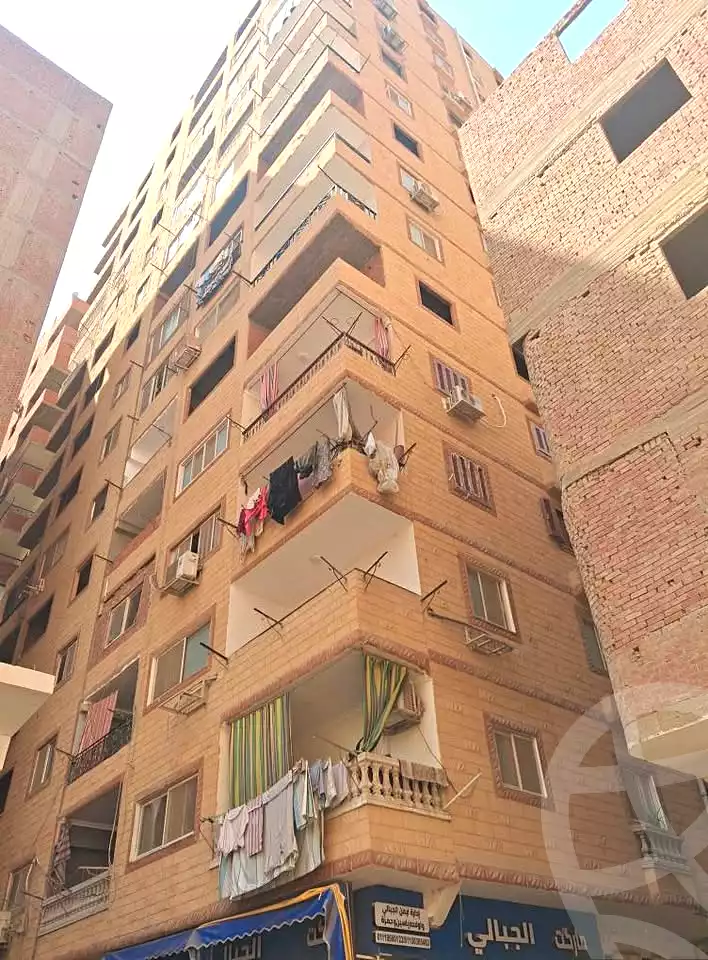 https://aqarmap.com.eg/ar/listing/7320856-for-sale-cairo-helwan-hadayek-helwan-nile-corniche-st