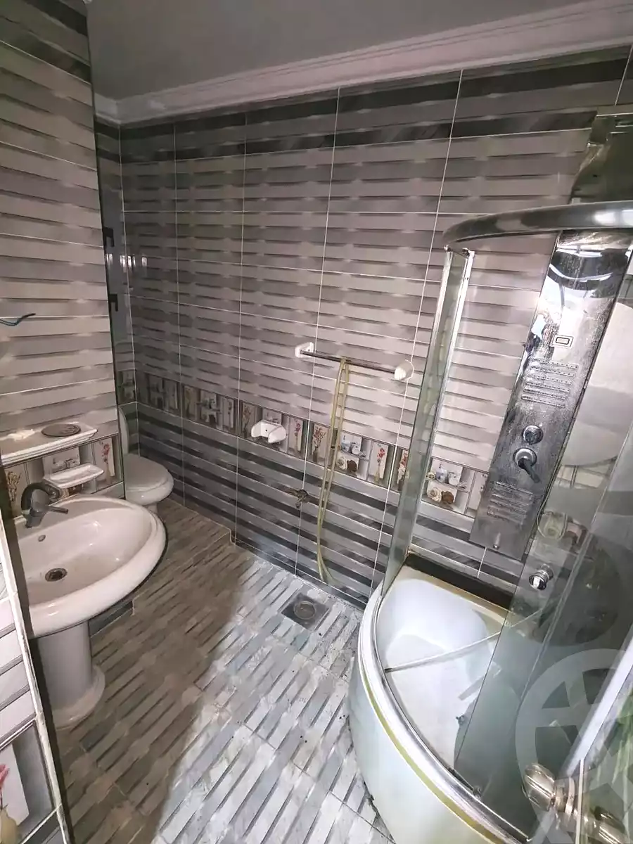 https://aqarmap.com.eg/ar/listing/7320893-for-sale-alexandria-al-agamy-el-hanouvel-el-warsha-st