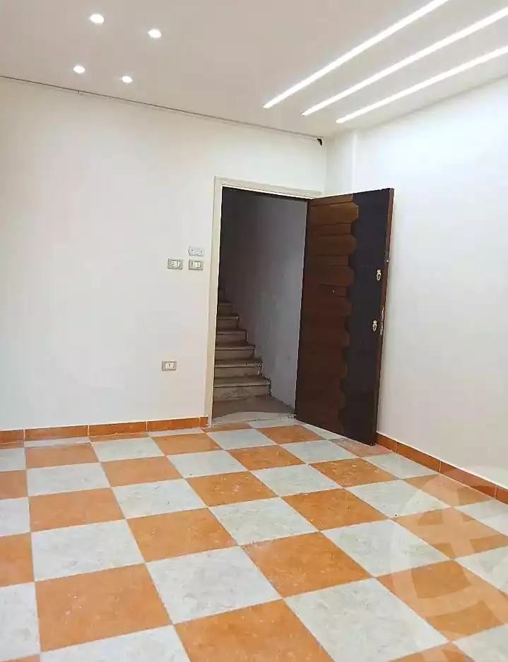 https://aqarmap.com.eg/ar/listing/7320946-for-sale-alexandria-el-asafra-shr-45