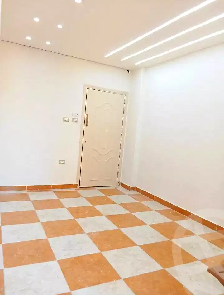https://aqarmap.com.eg/ar/listing/7320946-for-sale-alexandria-el-asafra-shr-45