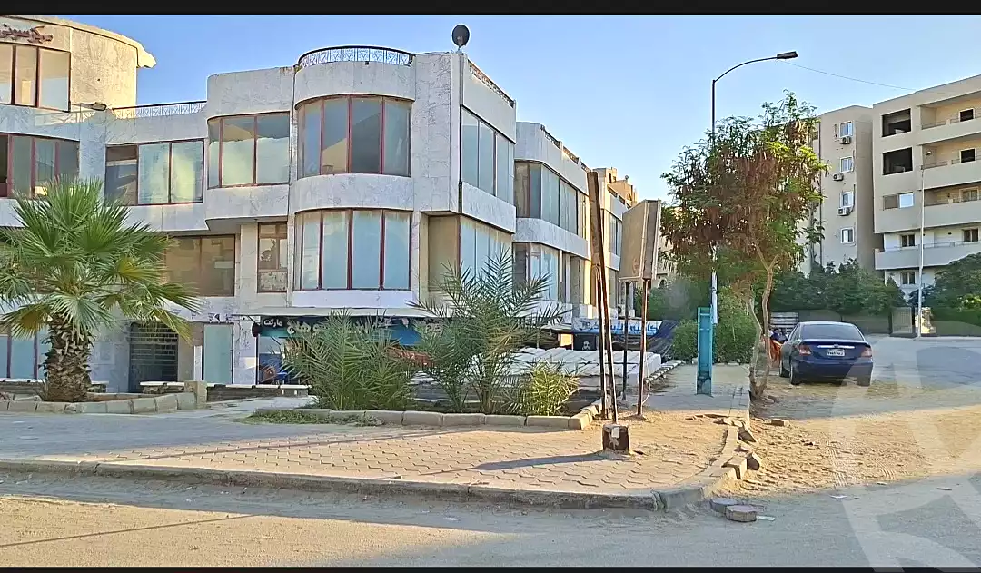 https://aqarmap.com.eg/ar/listing/7320947-for-sale-cairo-6th-of-october-el-ahyaa-neighborhood-5th-no-4-st