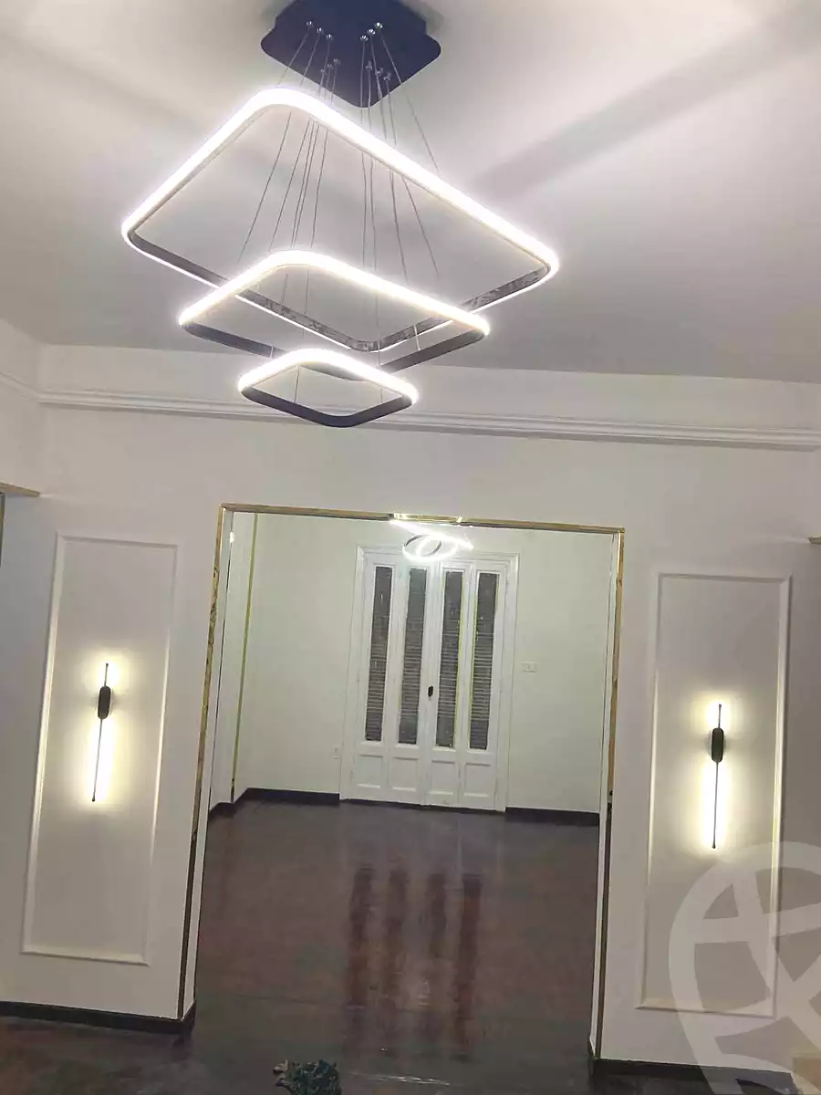 https://aqarmap.com.eg/ar/listing/7321063-for-sale-cairo-shoubra-rod-el-farag-al-barad-st