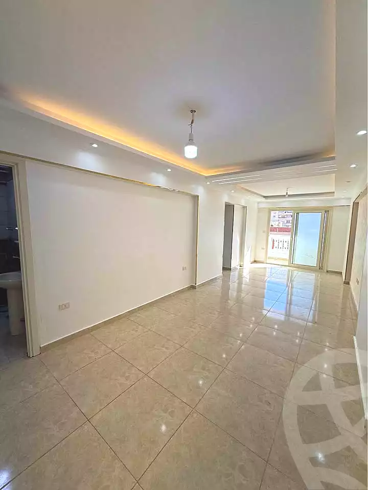 https://aqarmap.com.eg/ar/listing/7321069-for-sale-alexandria-el-asafra-l-sfr-bhry