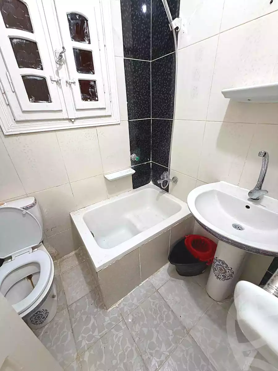 https://aqarmap.com.eg/en/listing/7321162-for-sale-alexandria-al-agamy-shataa-el-nakheel