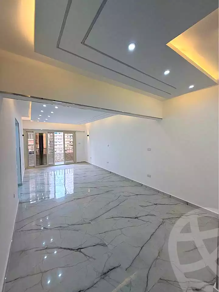 https://aqarmap.com.eg/ar/listing/7321181-for-sale-alexandria-sydy-bshr-sydy-bshr-bhry-shr-mhmwd-l-yswy