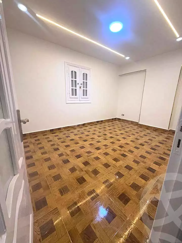 https://aqarmap.com.eg/en/listing/7321247-for-sale-alexandria-sydy-bshr-sydy-bshr-bhry-street-16