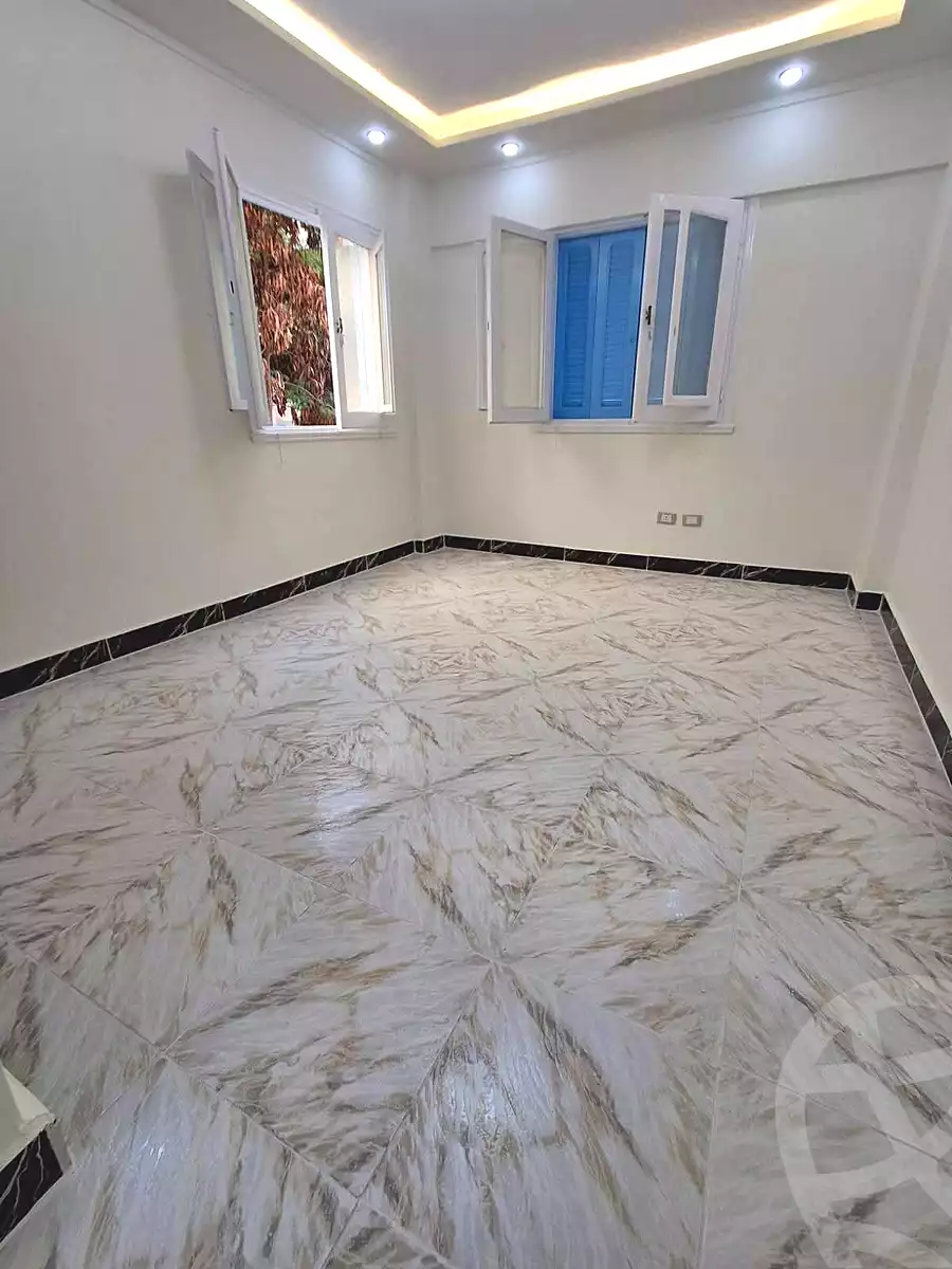 https://aqarmap.com.eg/en/listing/7321298-for-sale-alexandria-al-agamy-shataa-el-nakheel