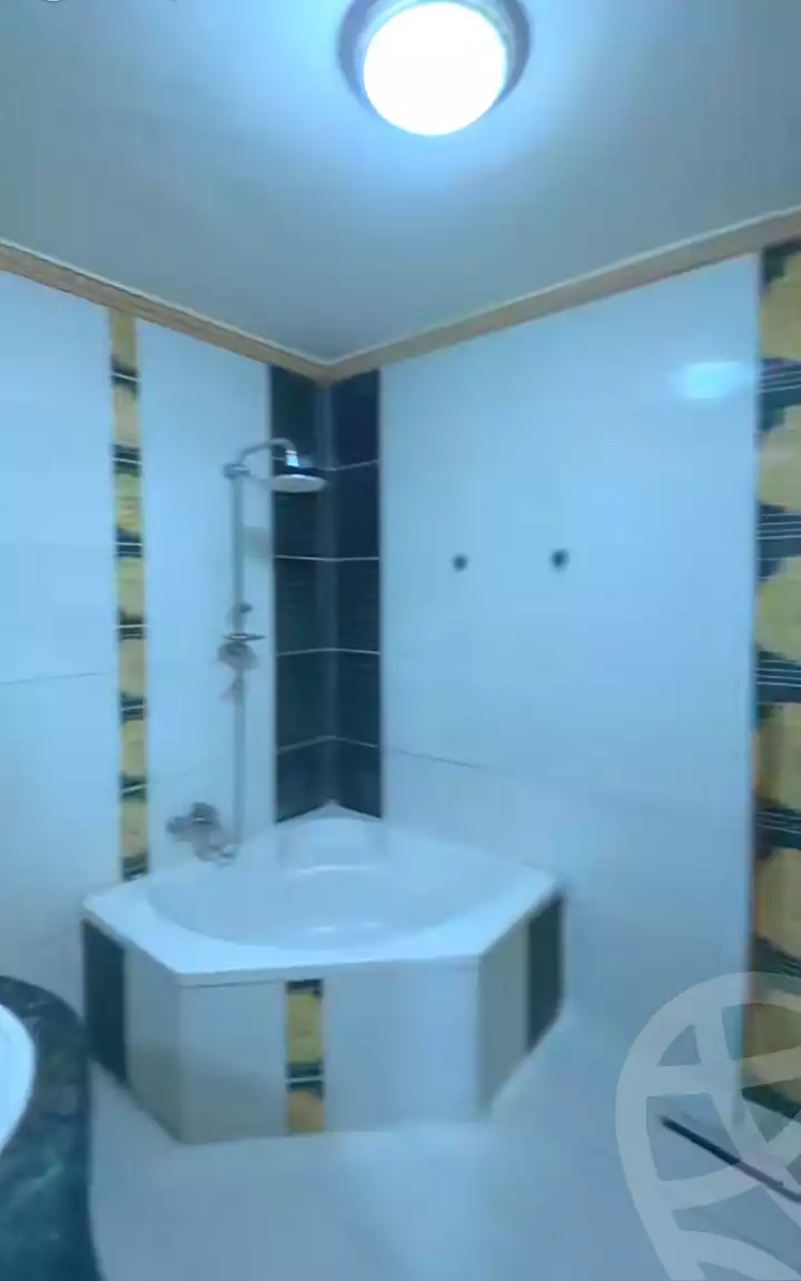 https://aqarmap.com.eg/ar/listing/7321326-for-sale-alexandria-al-agamy-lbytsh