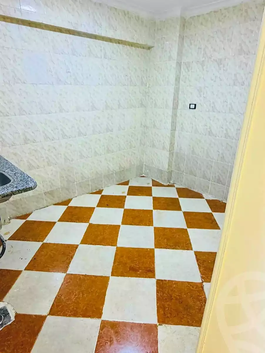 https://aqarmap.com.eg/ar/listing/7321338-for-sale-alexandria-al-agamy-el-hanouvel-rich-home-st